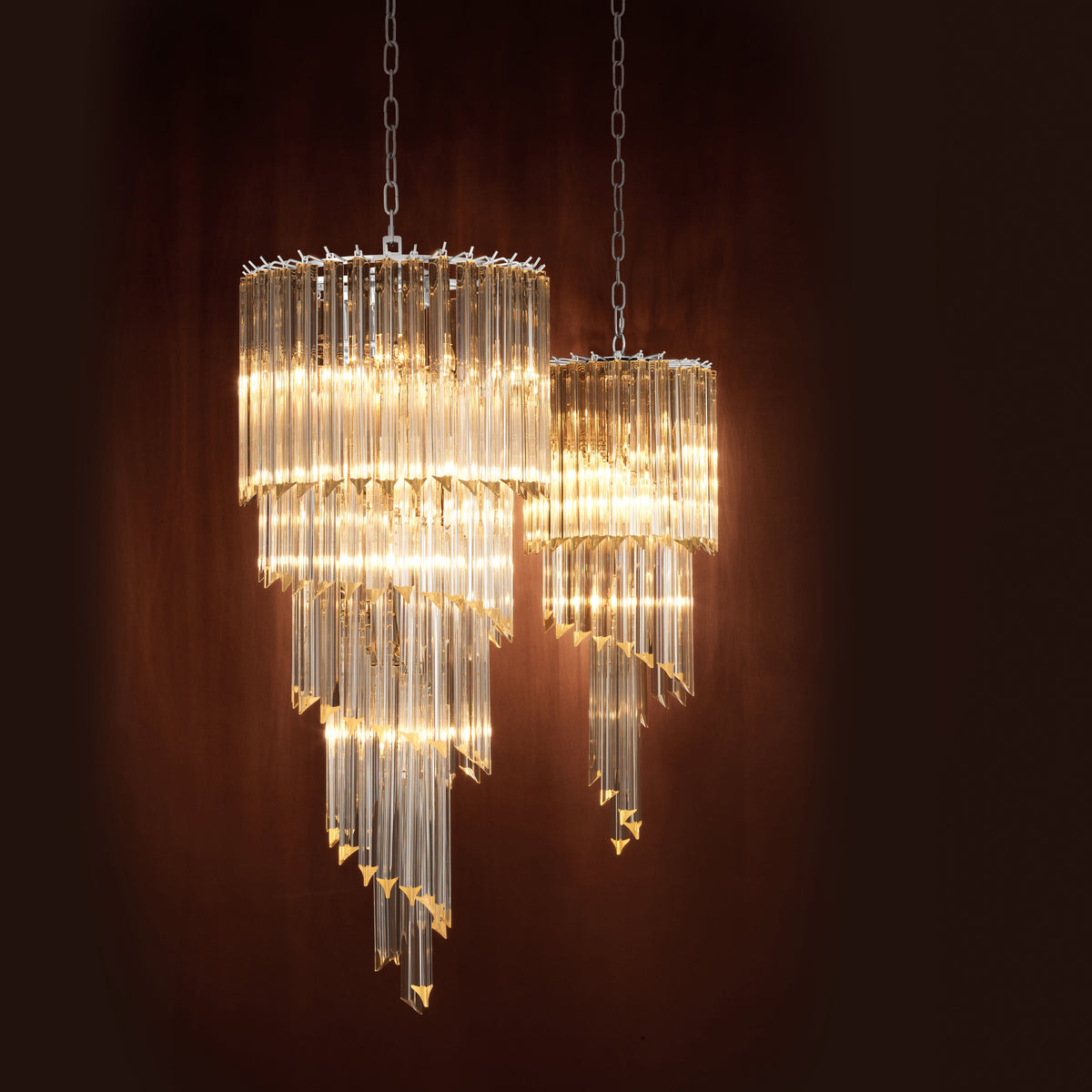 Eichholtz Chandelier Trapani Inspired by the luxury backdrops of glamorous film noir sets and Hollywood movies of the early 1940s