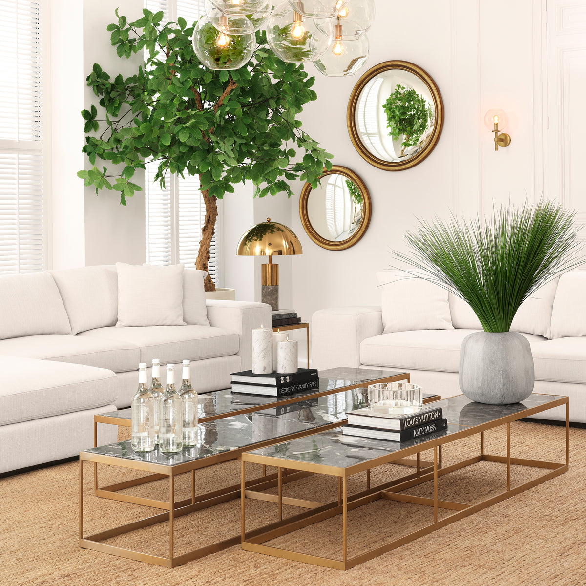 Eichholtz Coffee Table La Quinta br brass finish grey marble Bring industrial sophistication into your decor with the La Quinta Coffee Table. Comprising a