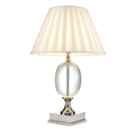 Eichholtz Table Lamp Galvin Create an warming welcome in your hallway or lounge with the Galvin Table Lamp. Inspired by the fres
