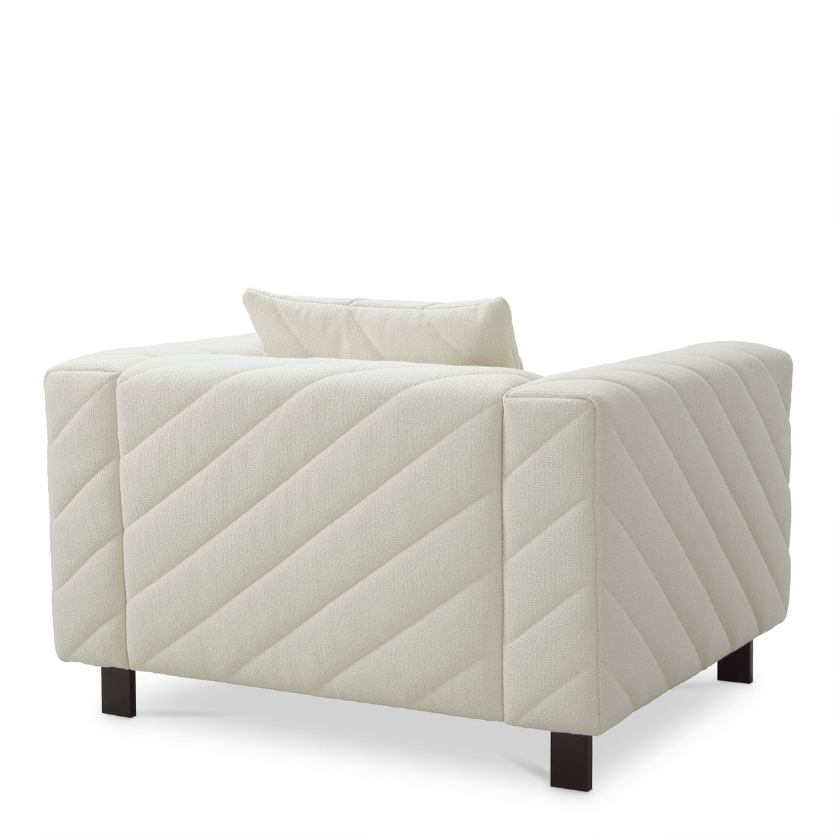 Eichholtz Chair Avellino rêve cream Elevate your living space with the Eichholtz Avellino Armchair, upholstered in luxurious Rêve cream