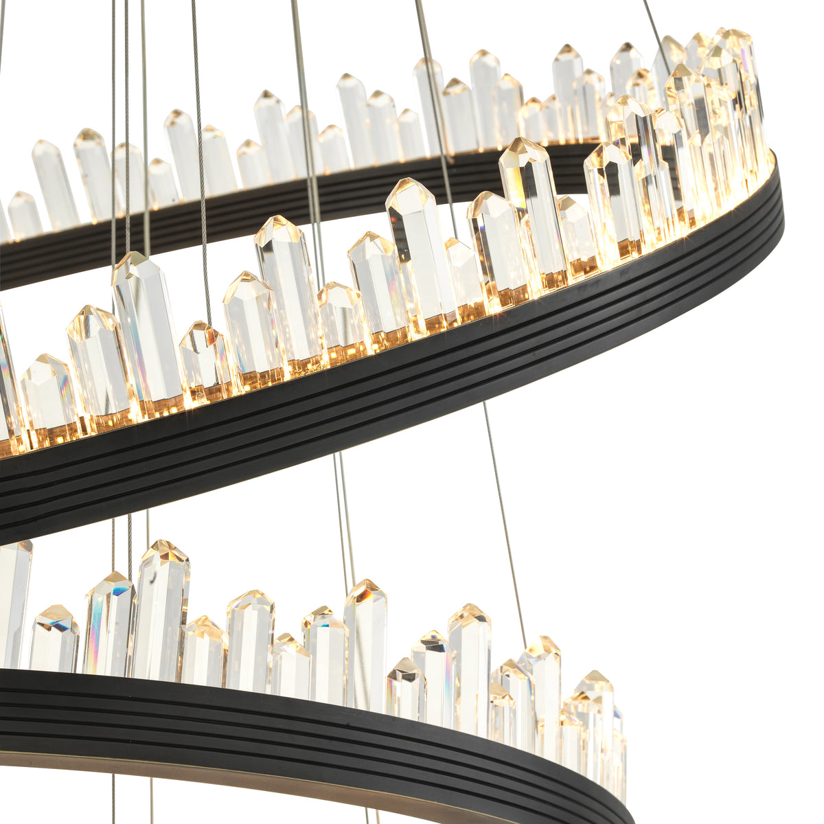 Eichholtz Chandelier Randall bronze finish Light up your room with the wonderful Randall Chandelier. The playful design of this bronze finish 3