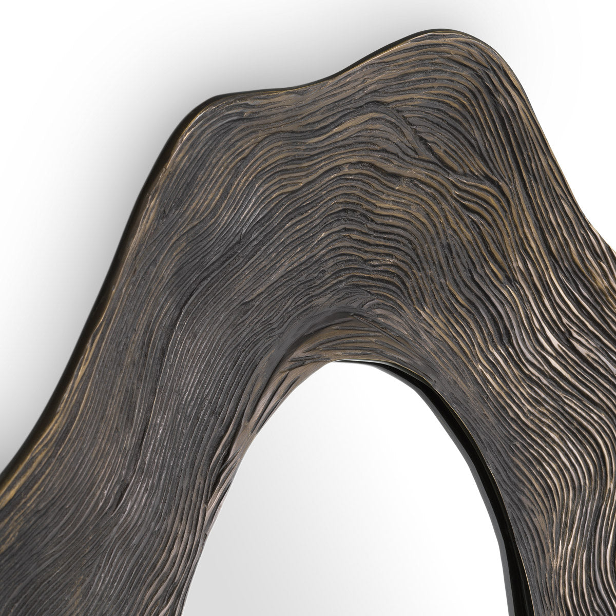 Detail shot of Mirror Pavona craftsmanship — Bronze accents (Image 5)
