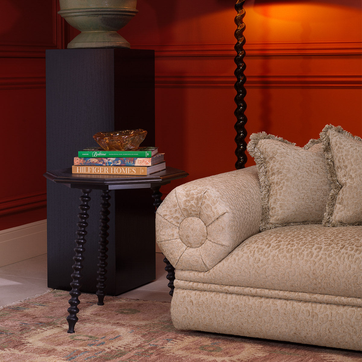 Packaging or detail view for Side Table Laredo — premium materials & finish highlights (Image 7)