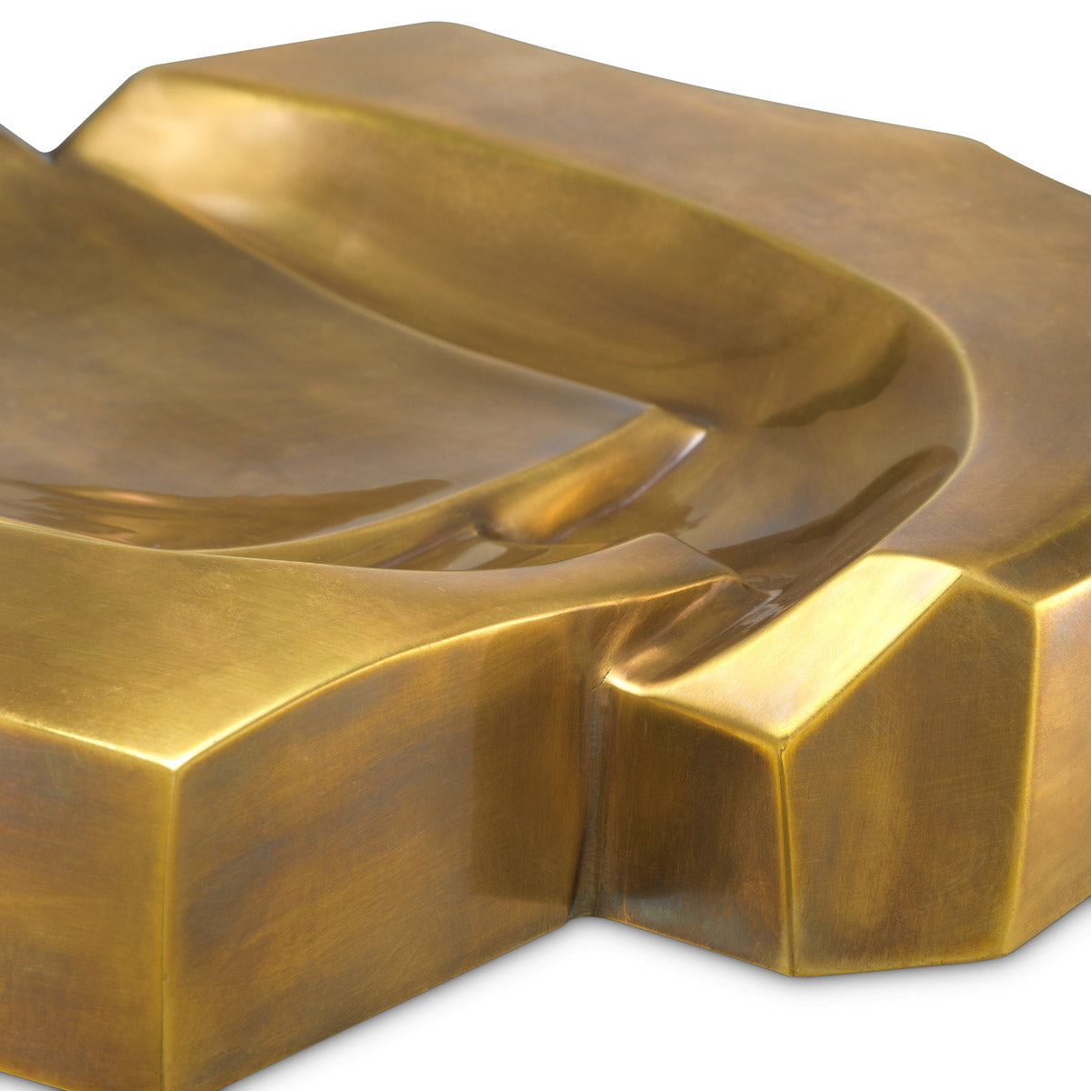 Detail shot of Bowl Ashcomb craftsmanship — Brass accents (Image 5)