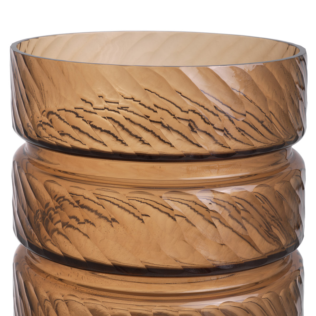 Vase Loxley S by Eichholtz in a styled setting — Copper Color, Handmade Glass, Handcut Pattern (Image 4)