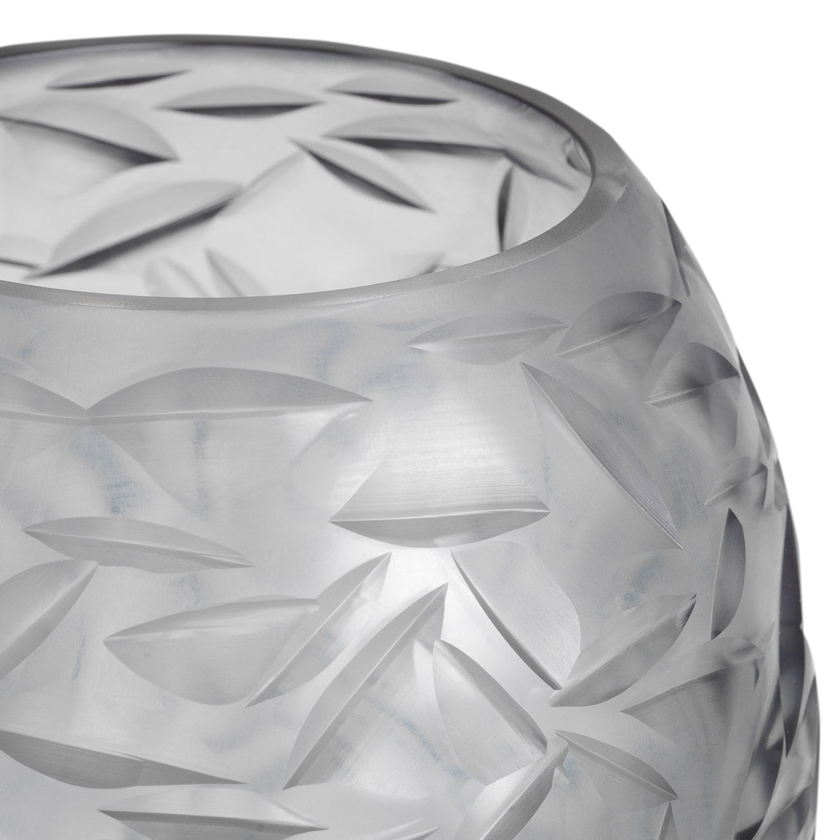 Angled view of Vase Hadleigh showing proportions and detailing (Image 3)