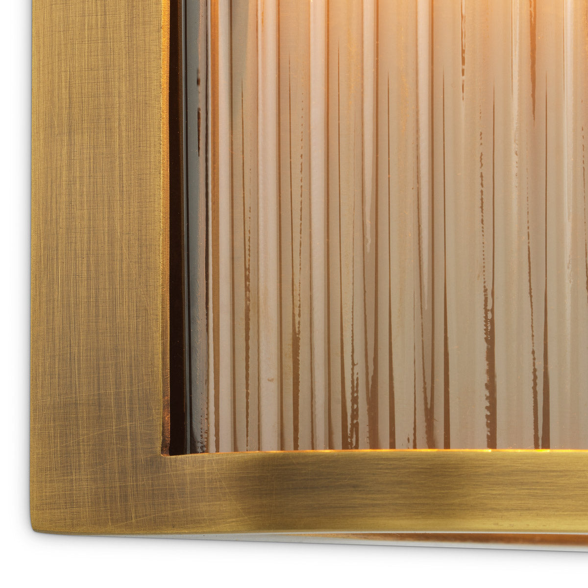 Packaging or detail view for Wall Lamp Andromeda — Brass, Glass & finish highlights (Image 7)