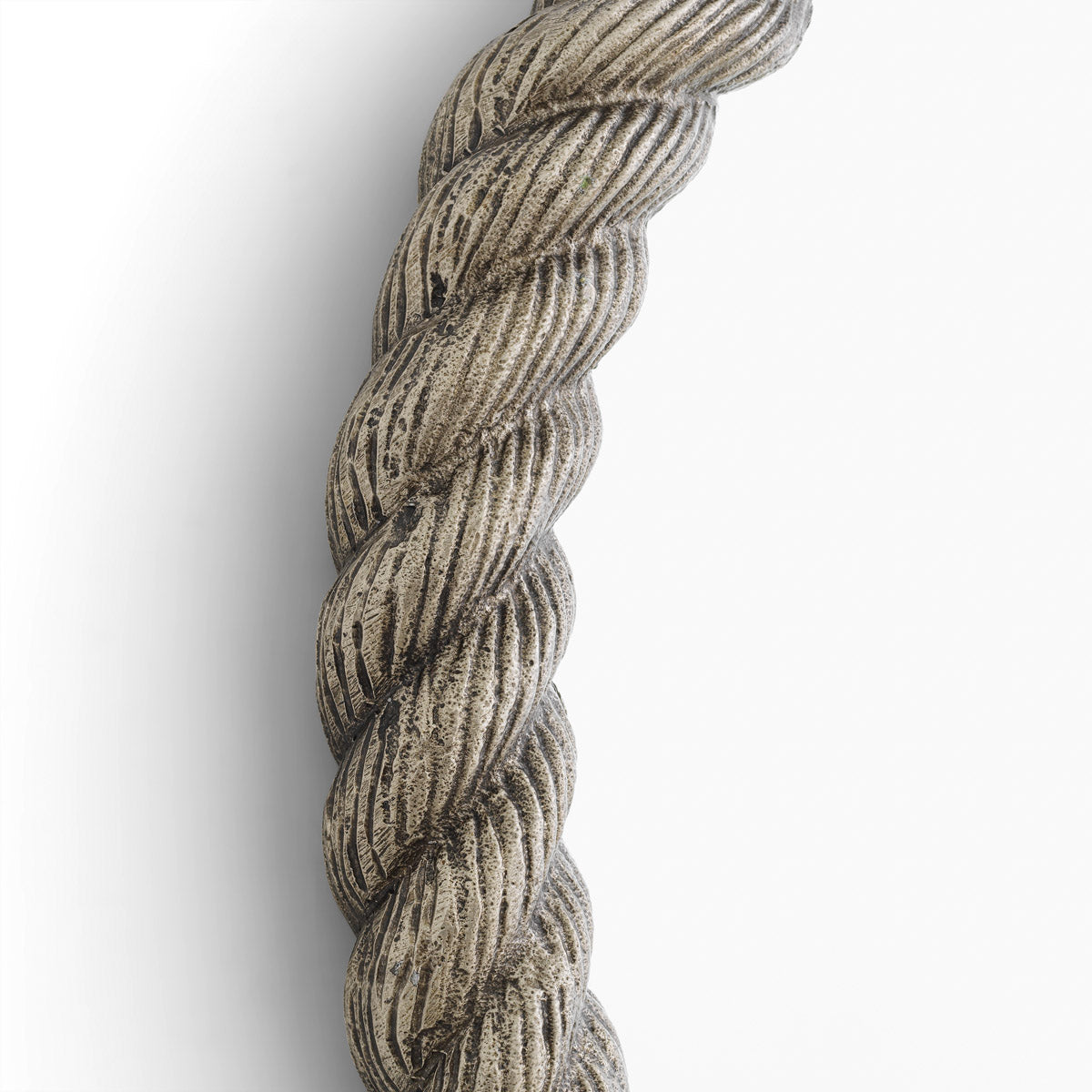 Detail shot of Mirror Elvington L craftsmanship — Nickel accents (Image 5)