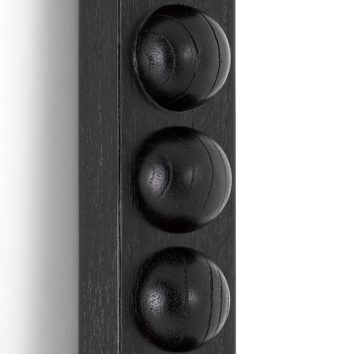 Detail shot of Mirror Kenton L craftsmanship — premium materials accents (Image 5)