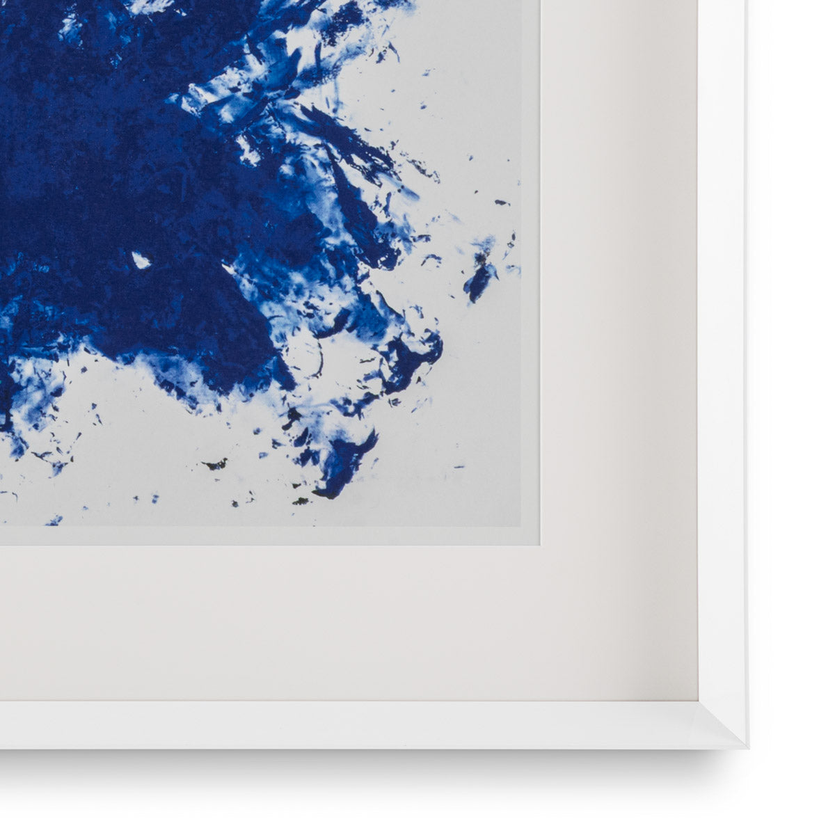 Print Hommage by Yves Klein by Eichholtz in a styled setting — White Frame, Clear Glass (Image 4)