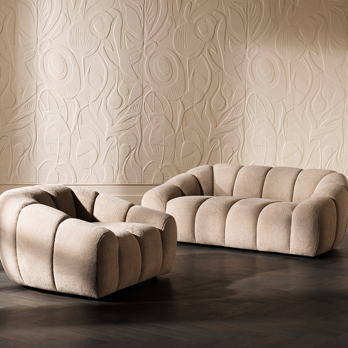 Lifestyle angle of Sofa Gavona with refined Withmore Greige, Black Feet tones (Image 8)