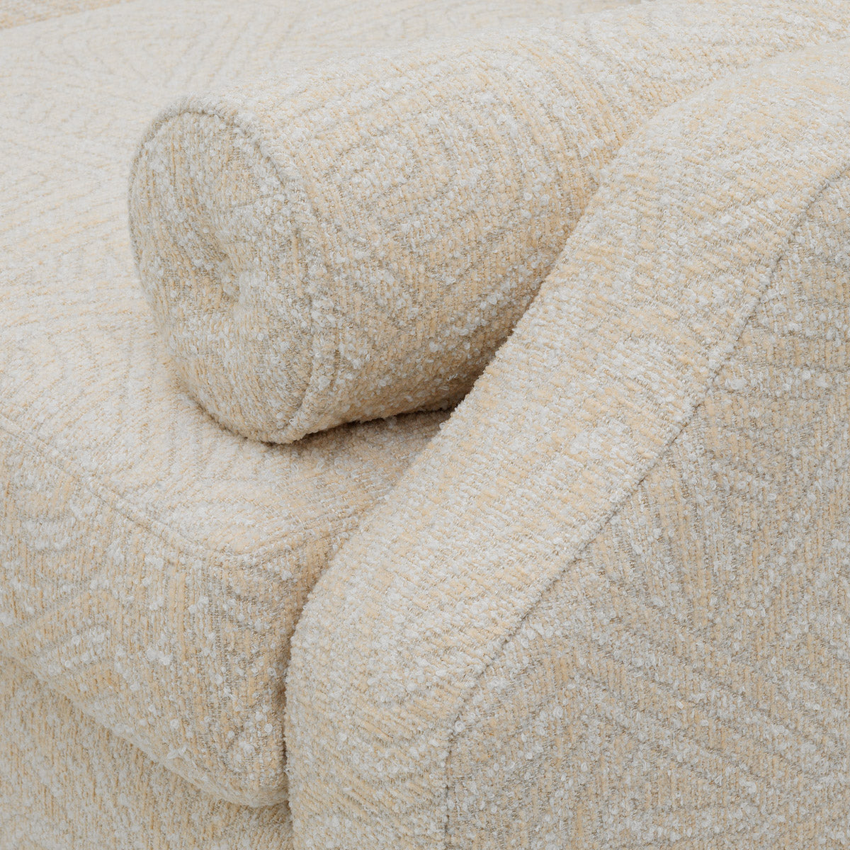 Close-up of Sofa Bellavoir highlighting Viscose, Linen, Polyester, Acrylic and Camari Cream (Image 10)