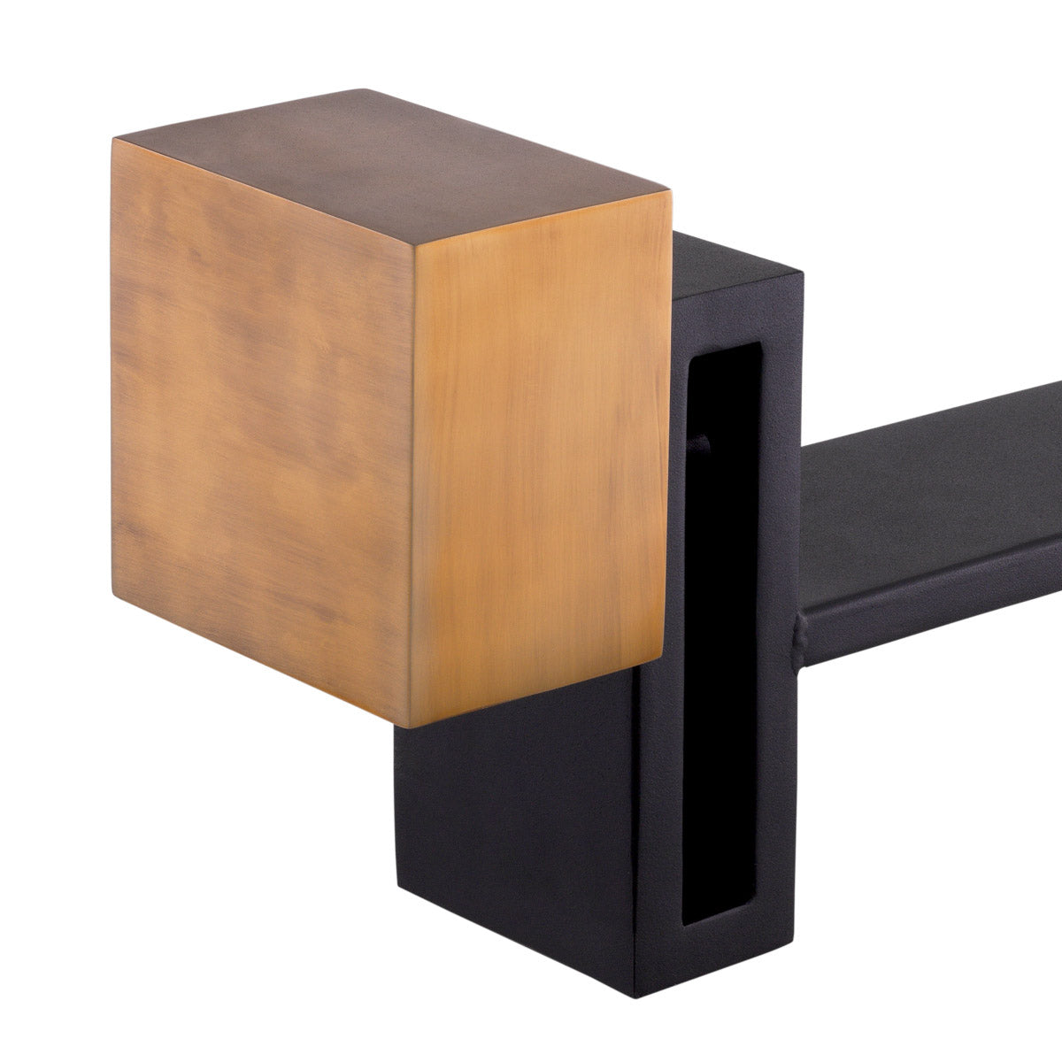 Eichholtz Andiron Chitry set of 2 better burning and less smoke. Two vintage brass blocks at the front stop the logs