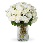 Eichholtz Bouquet of Roses real touch 72 pcs/2 varieties Exude elegance with this refined Bouquet of Two-Tone White Garden Roses. With 72...