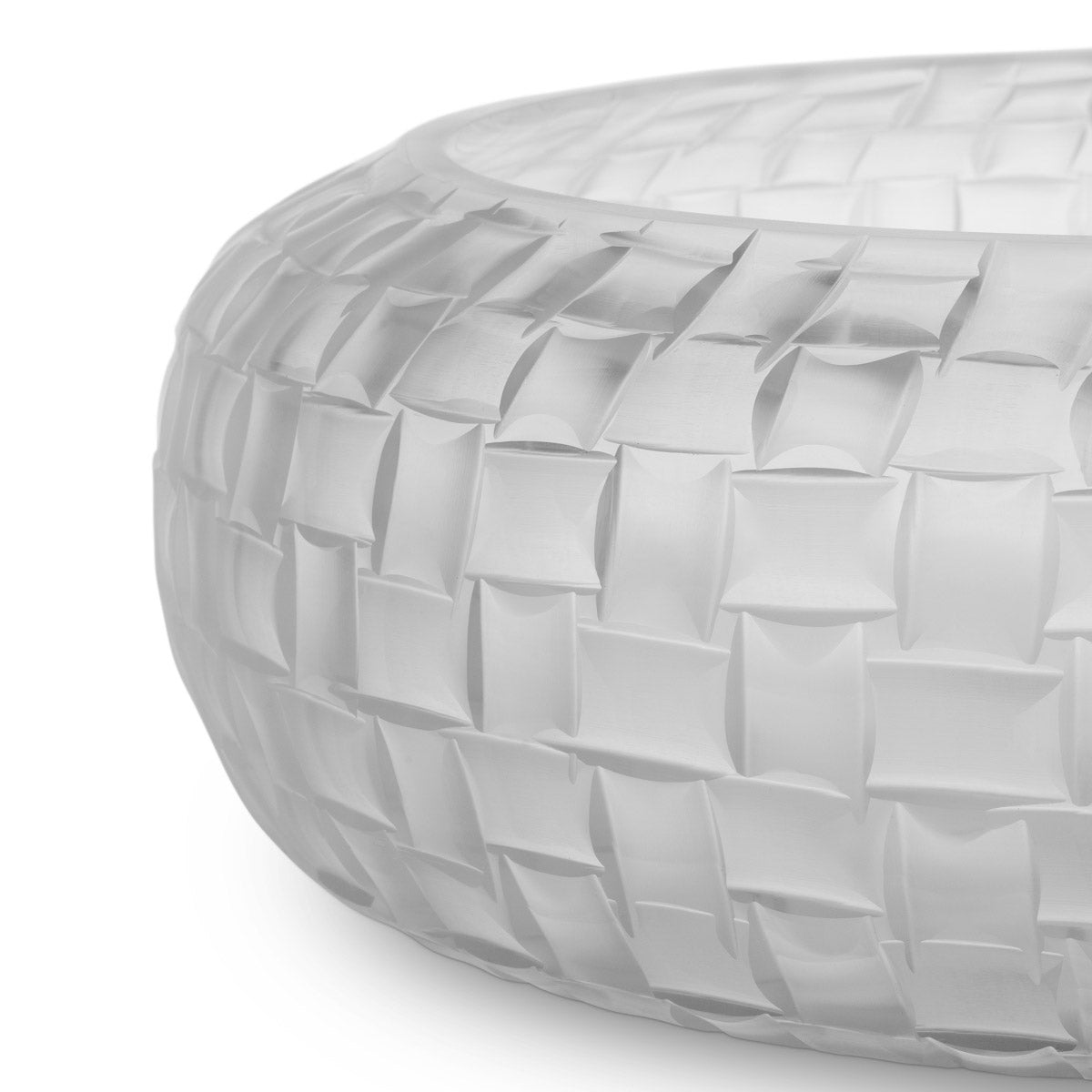 Eichholtz Bowl Varese for a statement in any luxury interior. Expertly made for enduring style and everyday elegance.