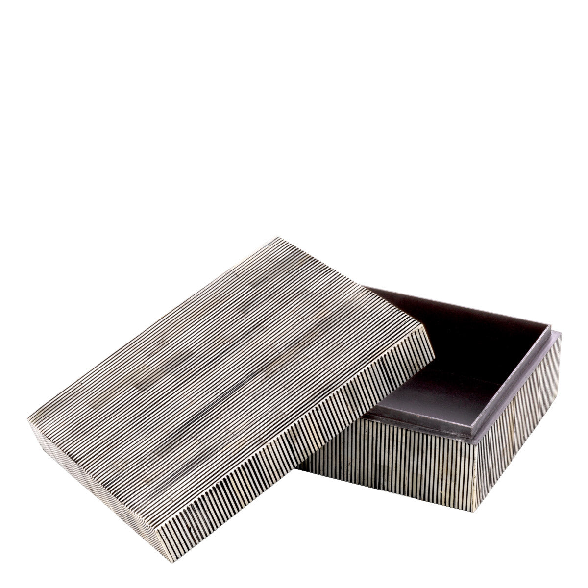 Eichholtz Box Lucille S and white finish adds a touch of sophistication, making it a true work of art.