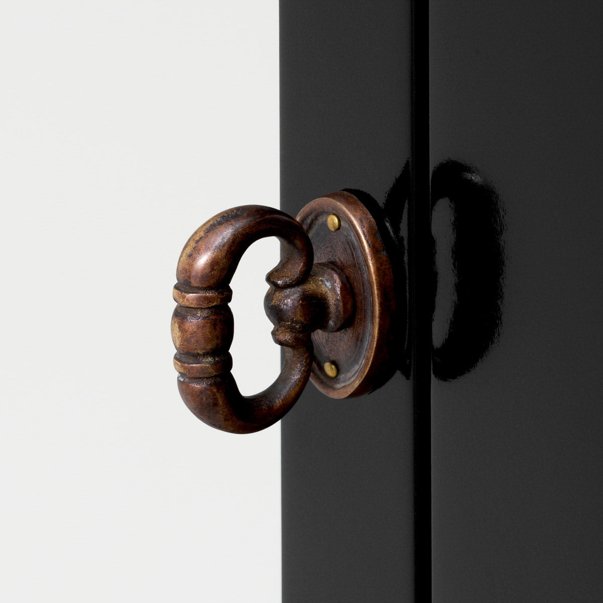 Eichholtz Cabinet Gala York's grand galas, reflecting the opulence and sophistication of the city's cultural events. Influenced by