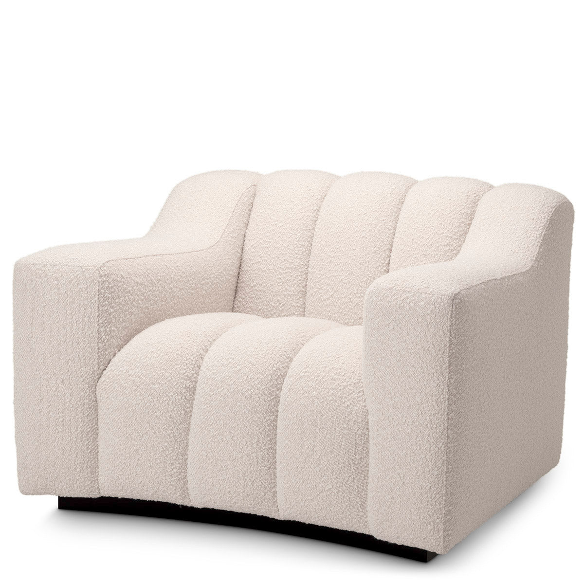 Eichholtz Chair Kelly Chair Kelly will bring lots of charm and warmth to your living room with its