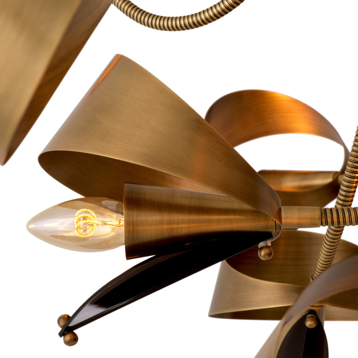 Eichholtz Chandelier Corrientes style, reflecting your distinctive taste and infusing your home with an air of artistic charm.