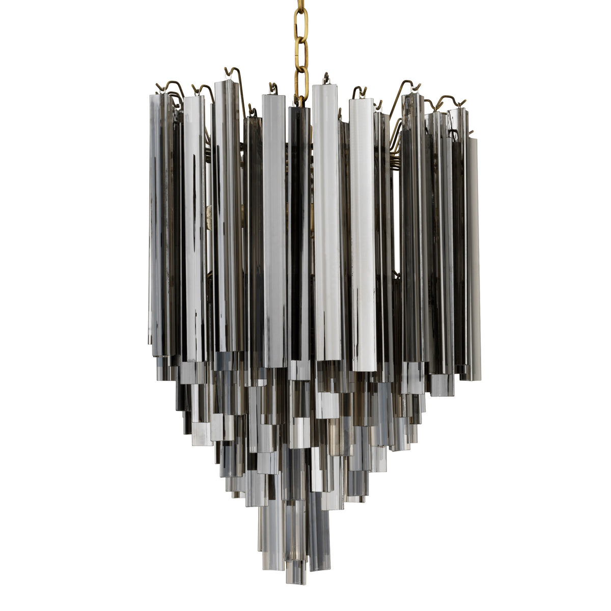 Eichholtz Chandelier Salerno replica chandelier with brass finish exudes the vibrant atmosphere of the roaring 1920s. Several tapered