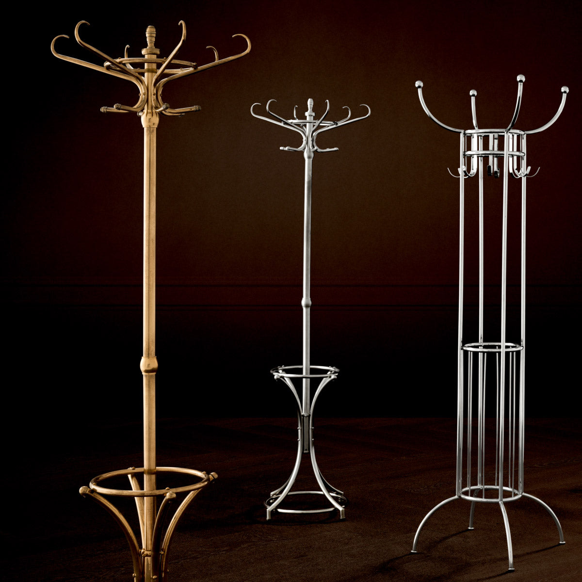 Eichholtz Coatrack Kent touch to your entryway. This traditional freestanding coat rack incorporates a built-in umbrella stand and