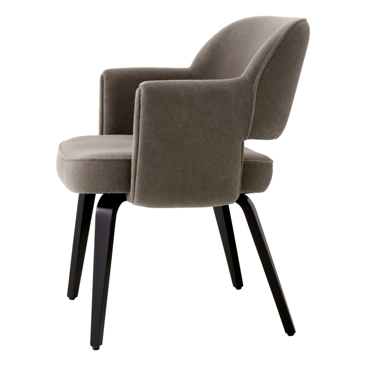 Eichholtz Dining chair Park including mohair, for a sumptuously soft feel. Elevate your dining experience with this timeless masterpiece,