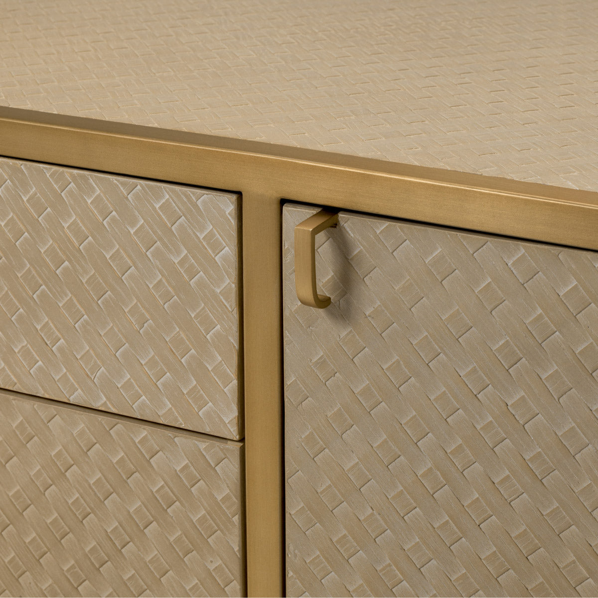 Eichholtz Dresser Napa Valley for enduring style and everyday elegance. Contact our Las Vegas showroom for design guidance.