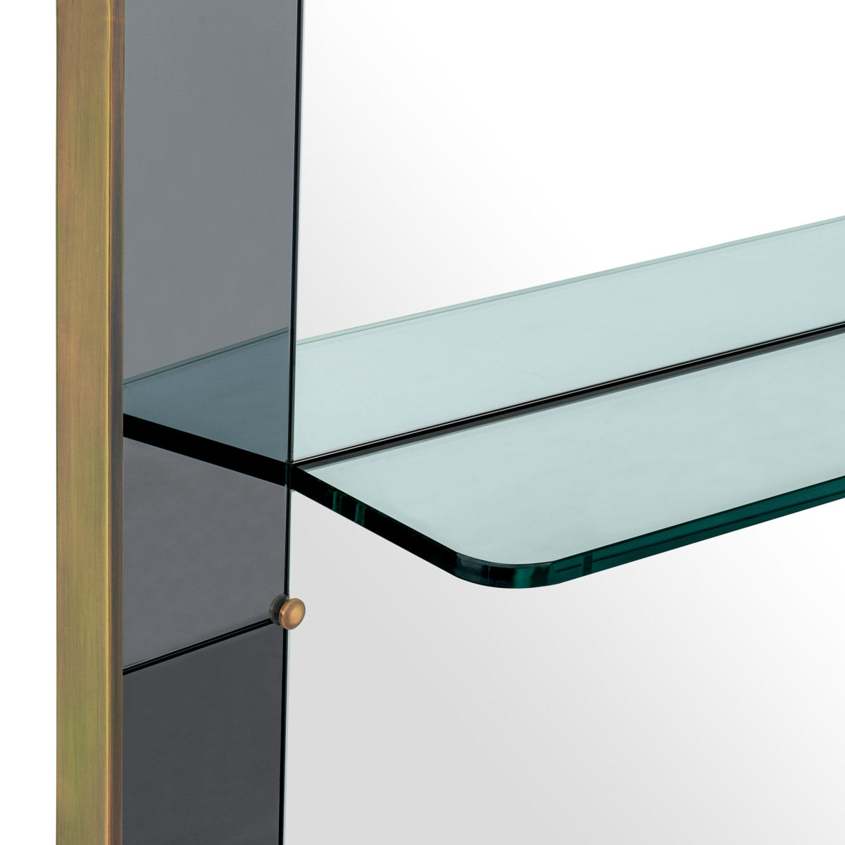 Eichholtz Mirror Bellana essential makeup items. Wall mounting is required. Mirror Bellana Crafted by Eichholtz this wall mirror