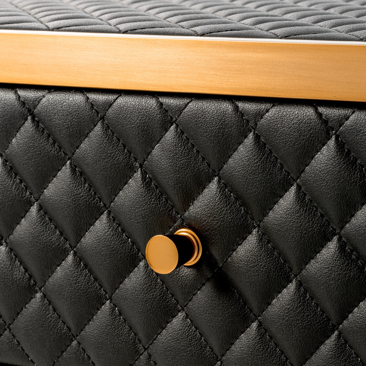 Eichholtz Nightstand Monfort design guidance.