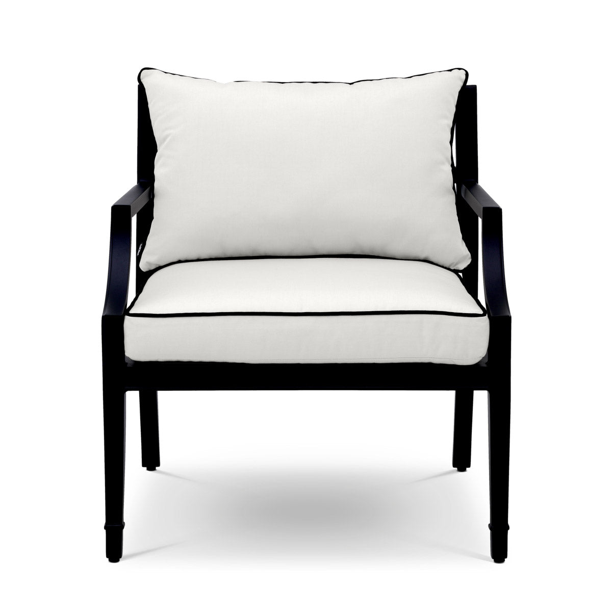 Eichholtz Outdoor Chair Bella Vista cushions it offers an ultra-comfortable seating experience. The canvas Sunbrella cushion covers are f...
