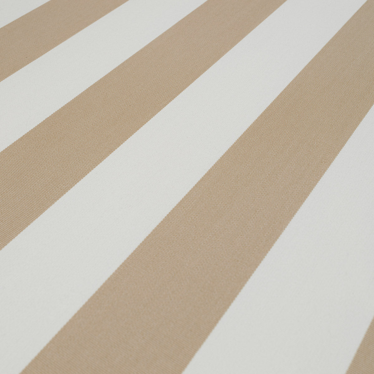 Eichholtz Outdoor Sofa Cap-Antibes harmonizes with Florent beige, a chic striped fabric of unparalleled elegance. Designed for discerning...