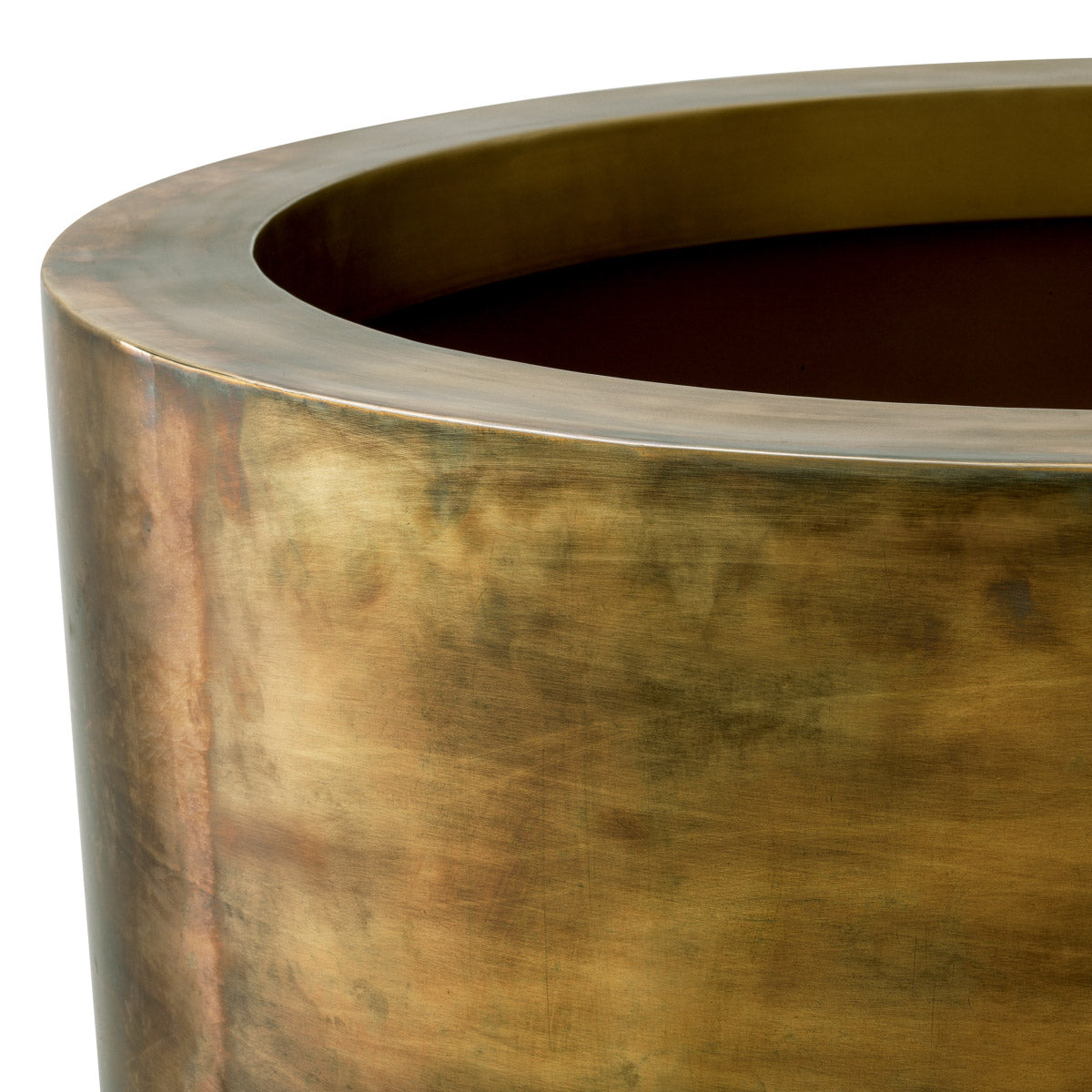 Eichholtz Planter Jasper round L made for enduring style and everyday elegance. Contact our Las Vegas showroom for design guidance.