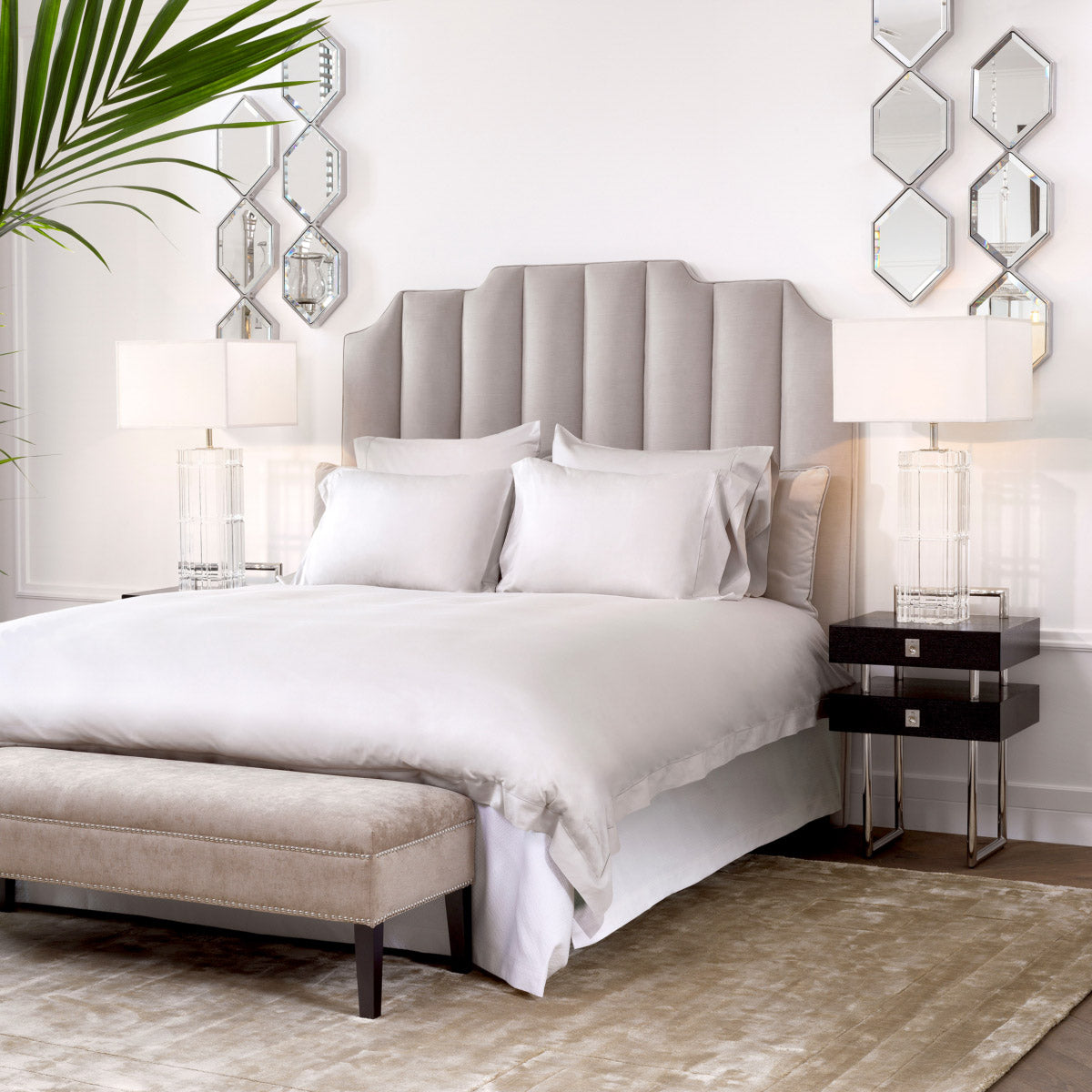 Eichholtz Rug Abbot 300 x 400 cm and is luxurious underfoot. The silky viscose fiber is a perfect natural replacement for real