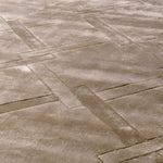 Eichholtz Rug La Belle 78.74 in x 118.11 in There's nothing quite like the soft feel under your feet when you walk on a