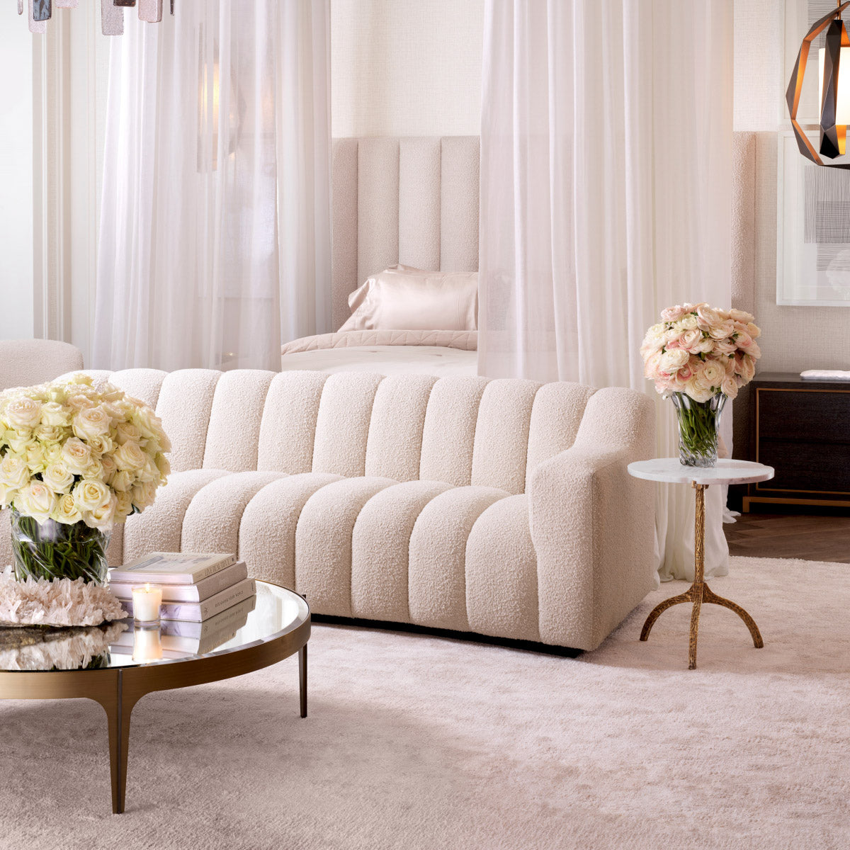 Eichholtz Rug Liam 200 x 300 cm It is handwoven of 60% linen pile and 40% viscose pile, giving it a silky