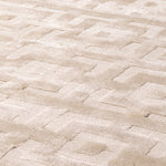 Eichholtz Rug Reeves 118.11 in x 157.48 in With its natural look and beautiful graphic pattern, the Reeves Carpet will enhance your décor.