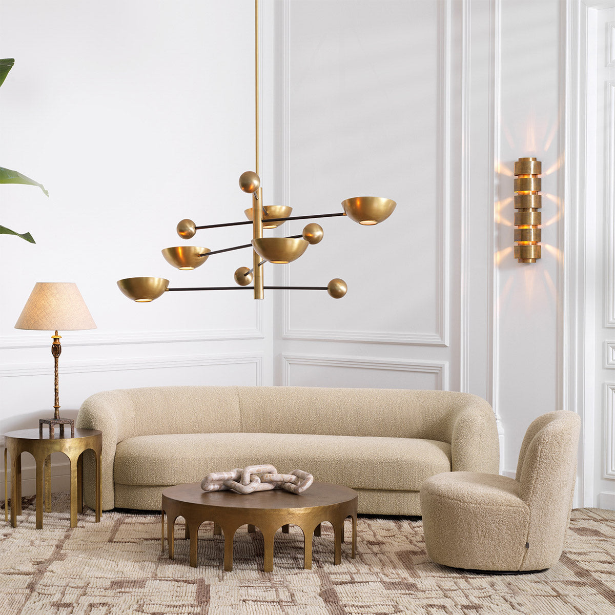 Eichholtz Sofa Blaine contemporary, this elegantly curved couch is an ideal seater for your living space. It features