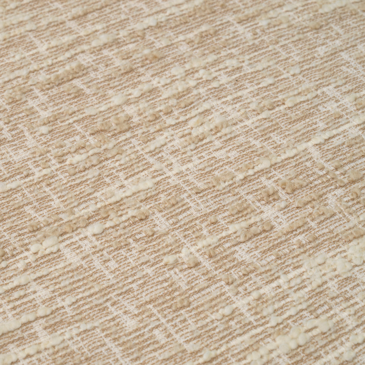 Eichholtz Sofa Cordova blends comfort and aesthetics, making it a perfect addition to any living space. Sofa Cordova