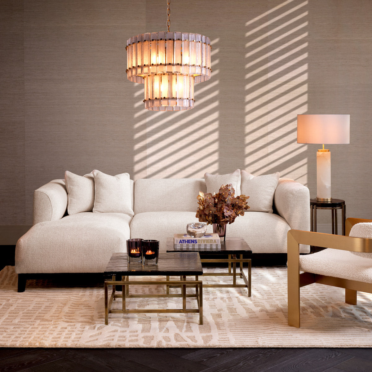 Eichholtz Sofa Corso Lounge left is perfect for modern interiors. Its sophisticated aesthetic and impeccable craftsmanship make it a stan...