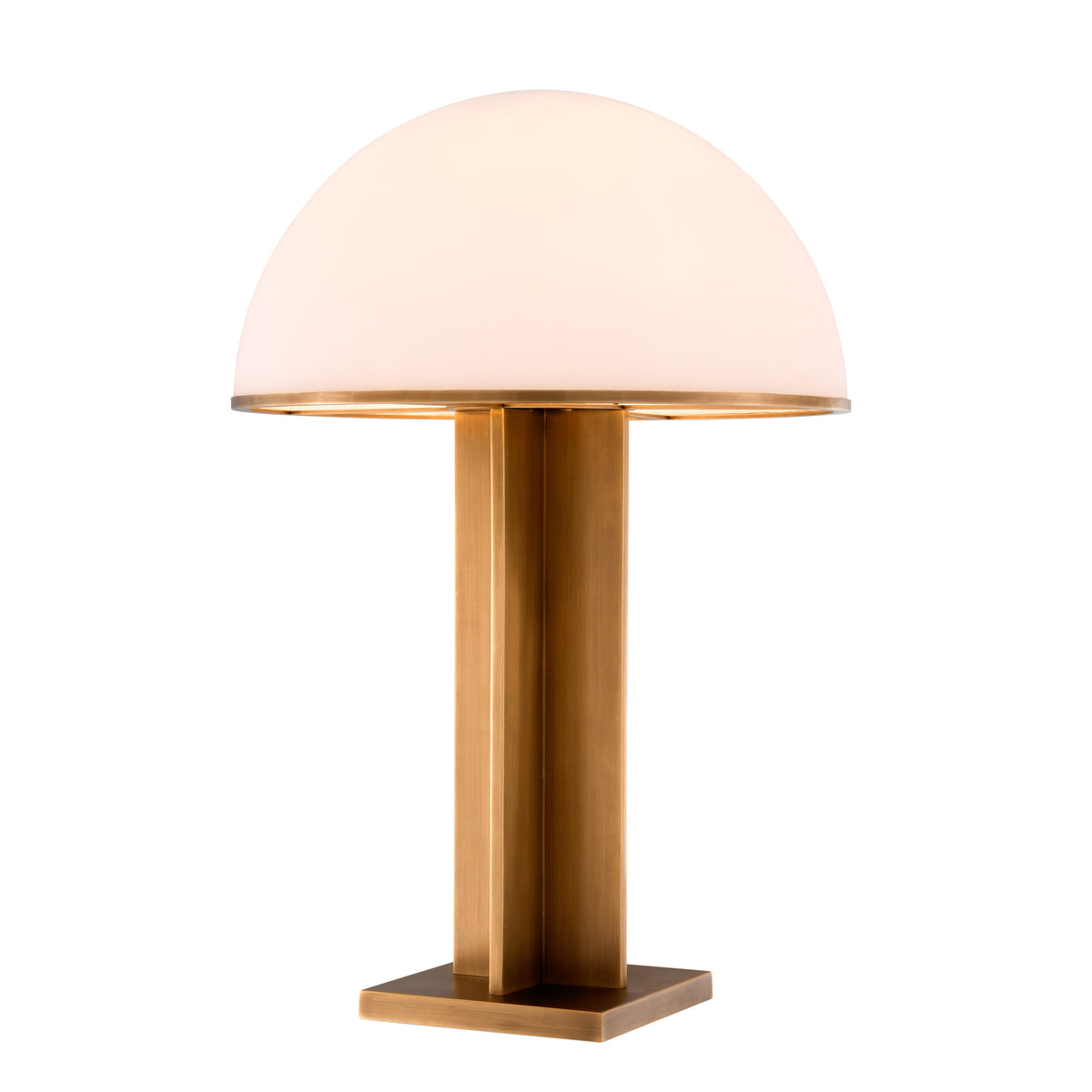 Eichholtz Table Lamp Berkley interior looking for an understated hint of elegance and practicality. It features an antique brass