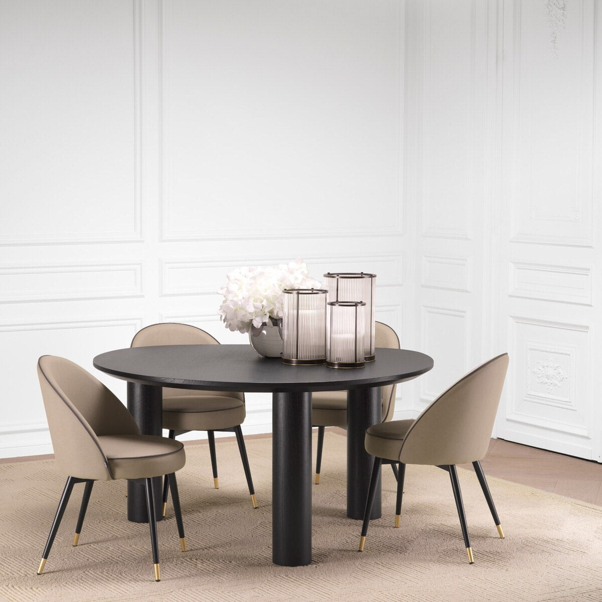 Eichholtz Vase Sianluca L and functionality, this vase of grey and clear glass is an excellent choice for decorative