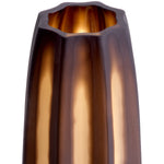 Eichholtz Vase Tiara pairs refined design with elevated materials for a statement in any luxury interior. Expertly made