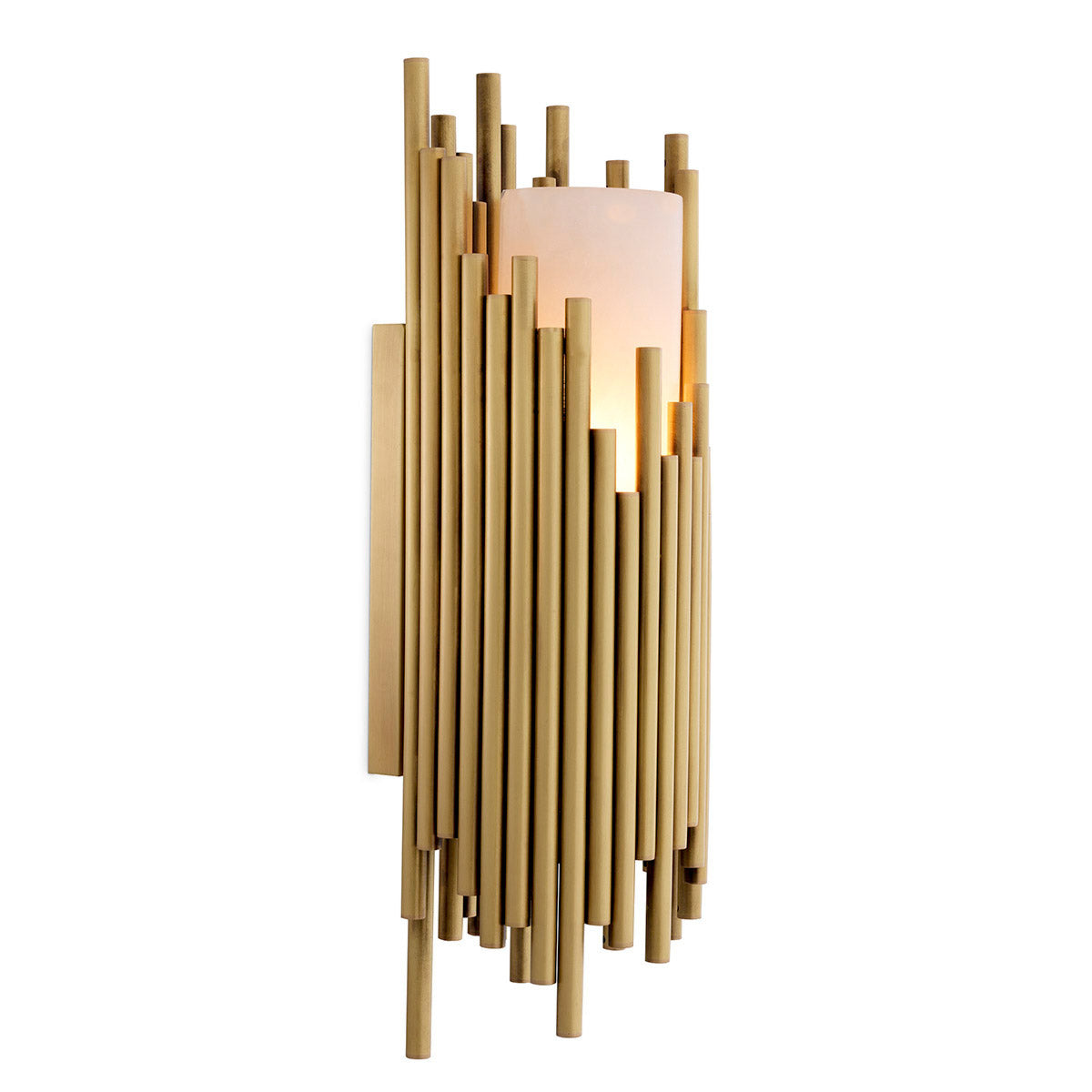 Eichholtz Wall Lamp Bartoli Hang a statement piece on your wall with Wall Lamp Bartoli. This striking designer lamp