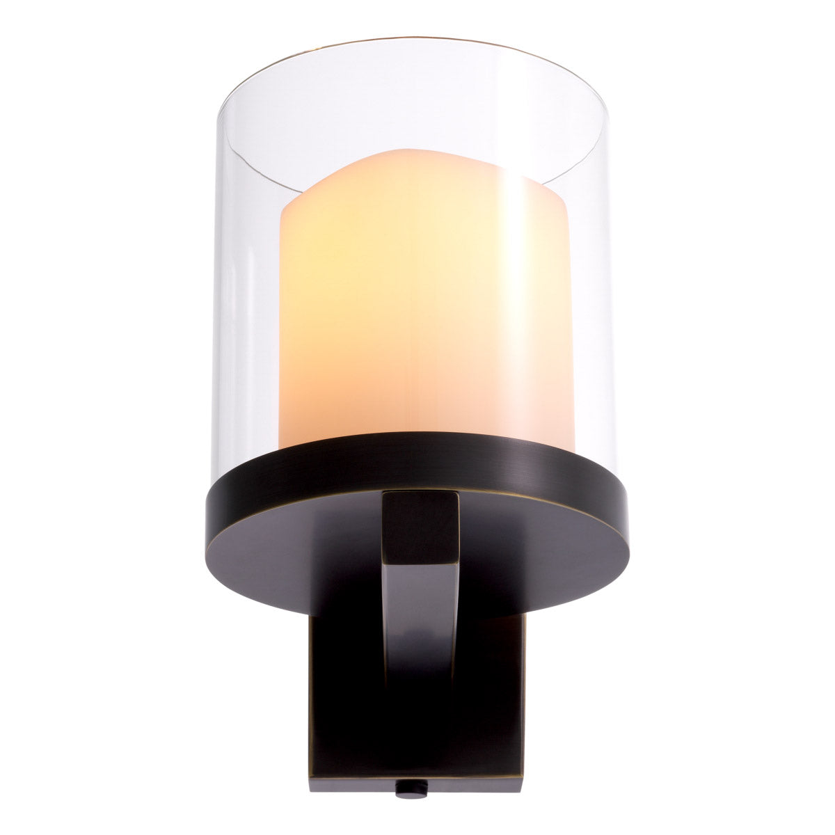 Eichholtz Wall Lamp Donovan Lamp Donovan is the perfect atmospheric addition to both contemporary and traditional interiors. Supplied with