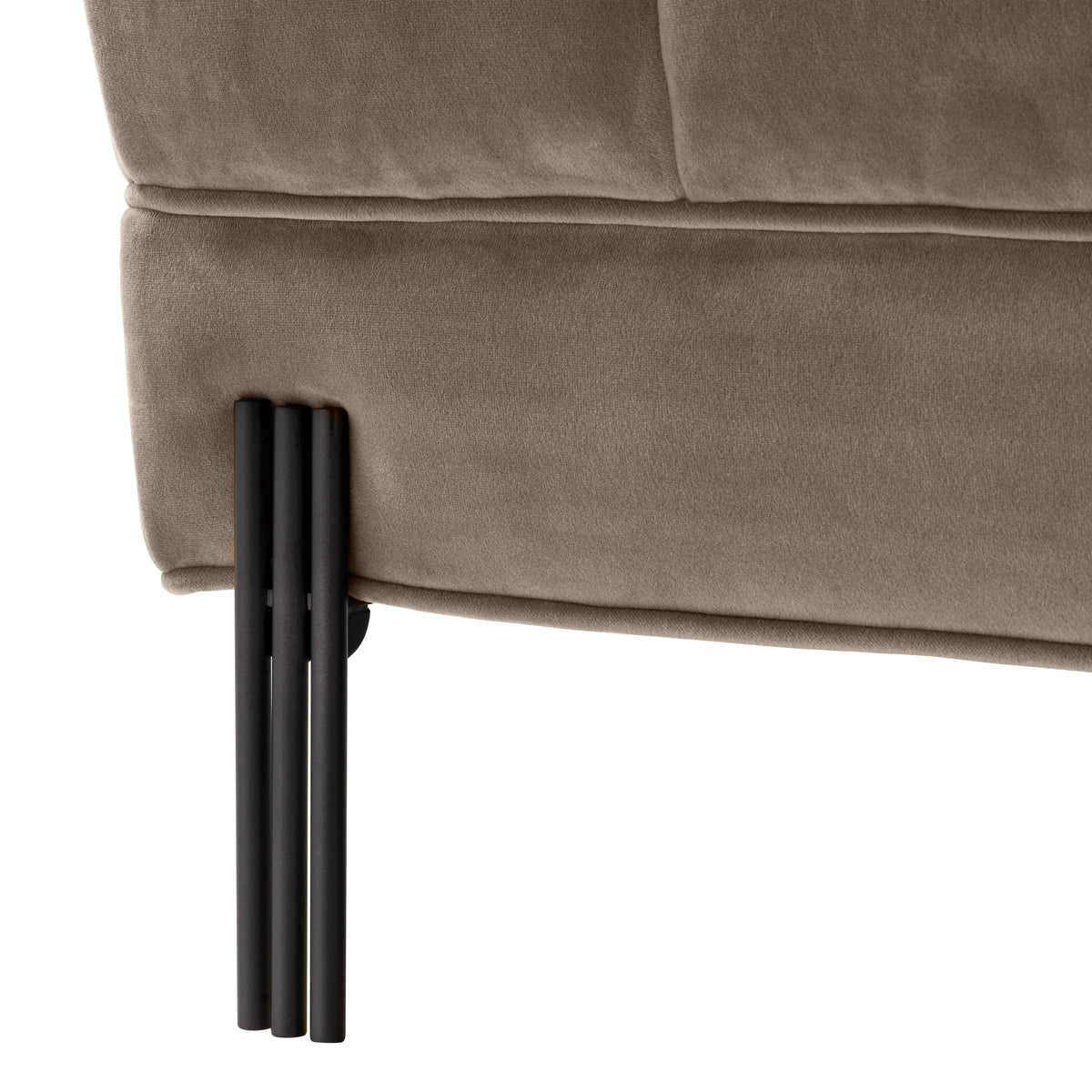 Eichholtz Bench Sienna savona greige velvet The sumptuous Sienna Bench pairs comfort with high-style. This elegant modern long seat comes in a t
