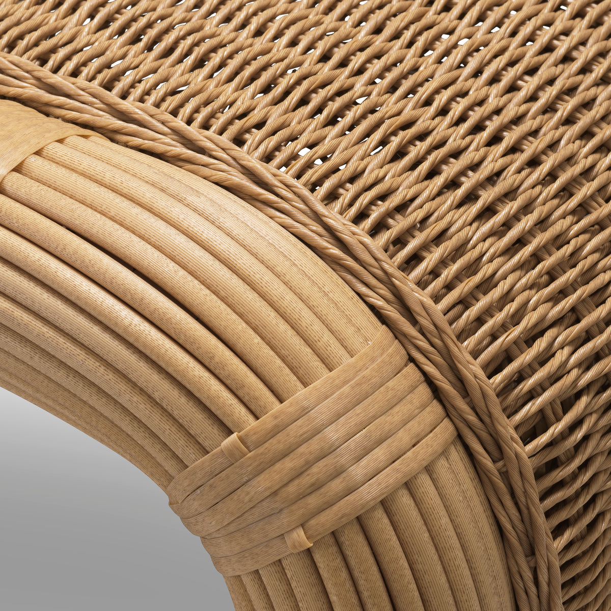 Eichholtz Outdoor Coffee Table Riverton faux rattan Transform your terrace with the Outdoor Coffee Table Riverton faux rattan, a relaxed yet refined cen - 7