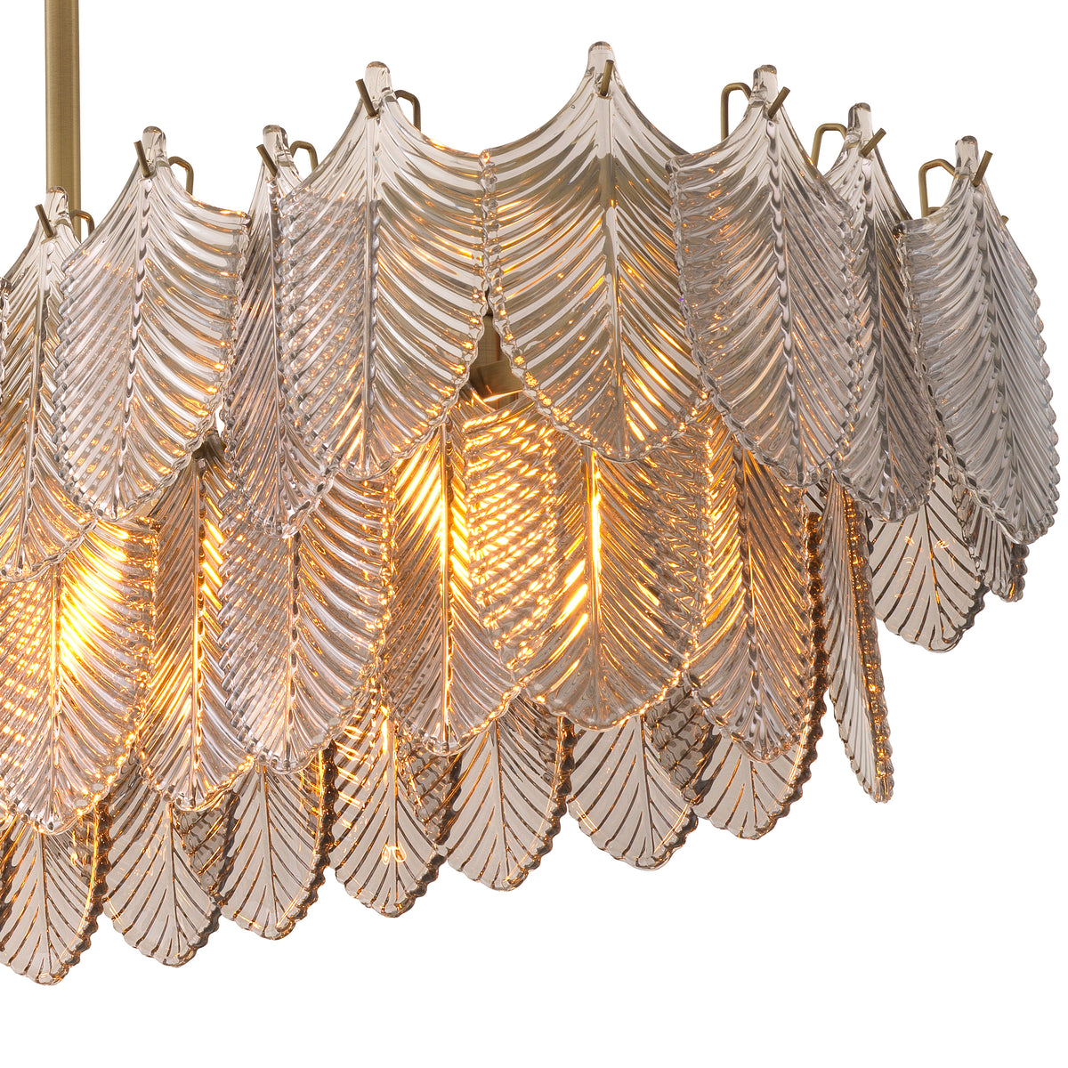 Eichholtz Chandelier Verbier rectangular light brushed brass finish Update your existing interiors with the rectangular Verbier Chandelier, a real highlight that can be - 5