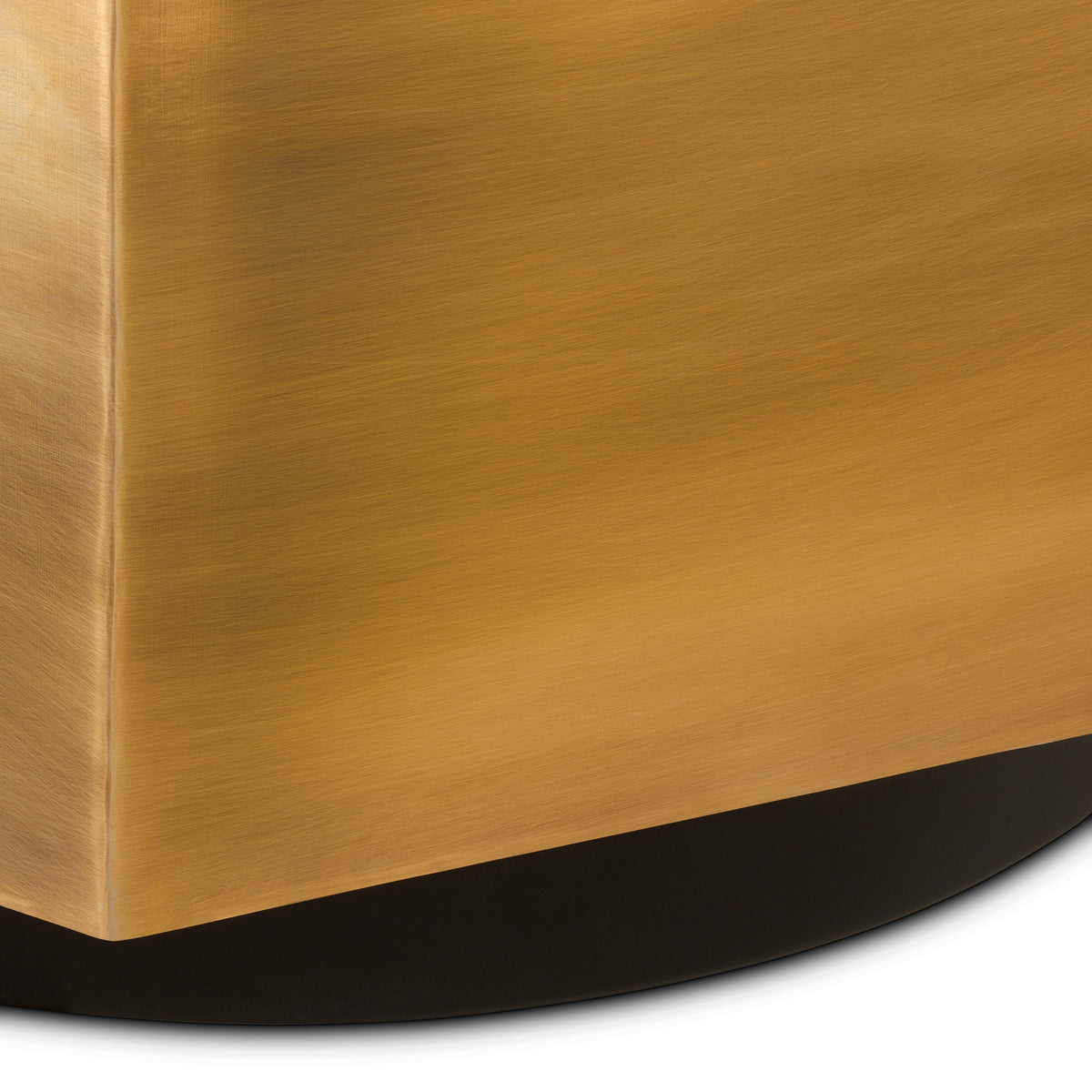 Eichholtz Planter Montura low vintage brass finish Transform your interior greenery with the Planter Montura in vintage brass finish, a handmade stainl - 5