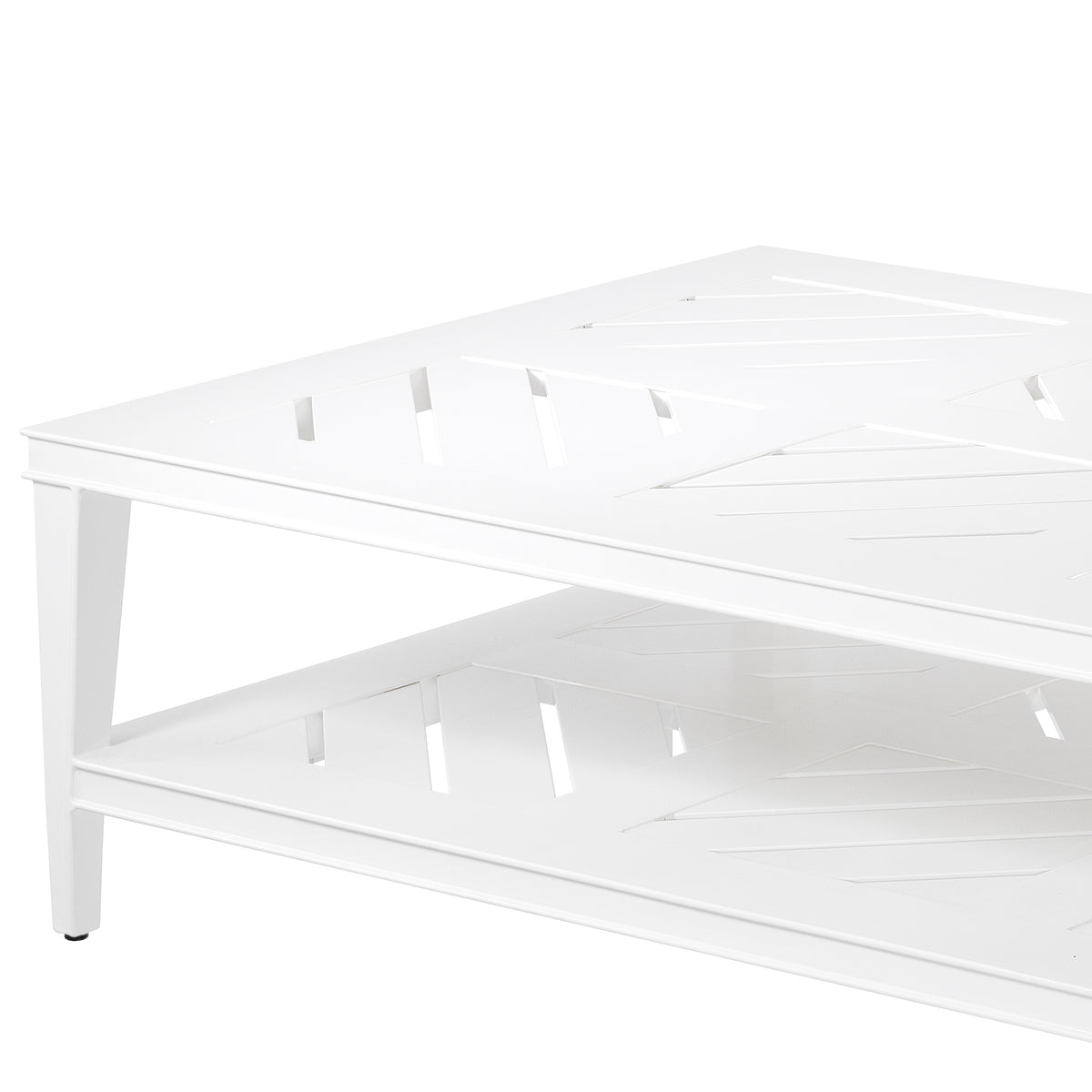 Eichholtz Outdoor Coffee Table Bell Rive rectangular white Made from heavy duty materials, the rectangular Bell Rive Coffee Table is a stylish addition to 
