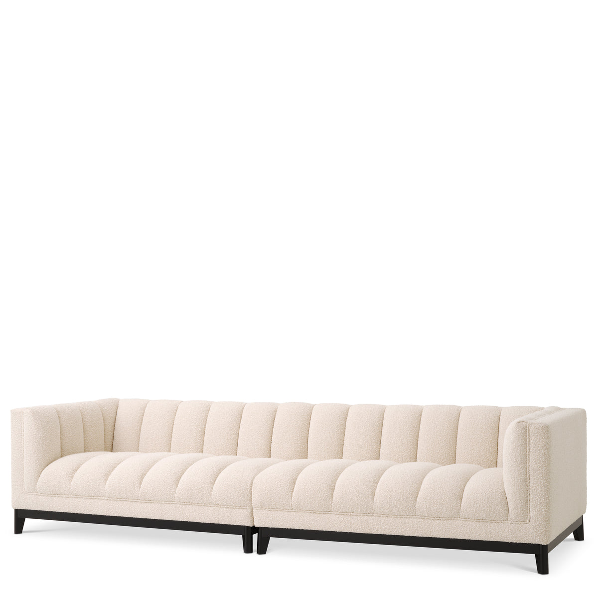 Eichholtz Sofa Ditmar bouclé cream L The large Ditmar Sofa will add lots of charm and extra seating space to your living room. This gener